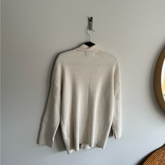Happily grey small cream sweater - Picture 7 of 7